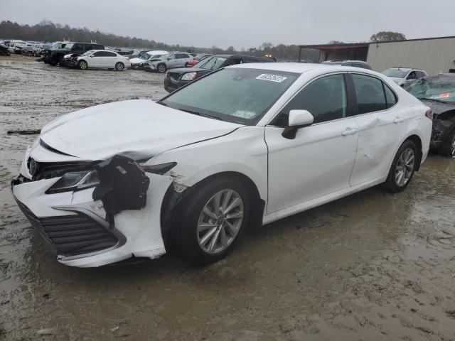 TOYOTA CAMRY LE 2022 4t1c11ak5nu700768