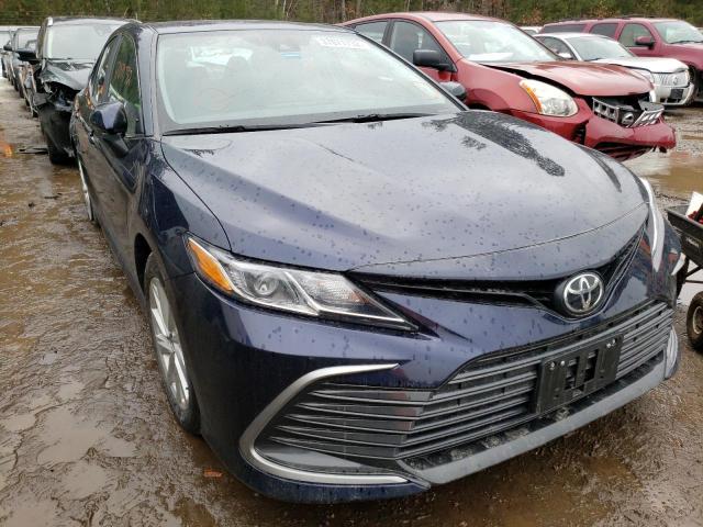 TOYOTA CAMRY LE 2021 4t1c11ak6mu472455