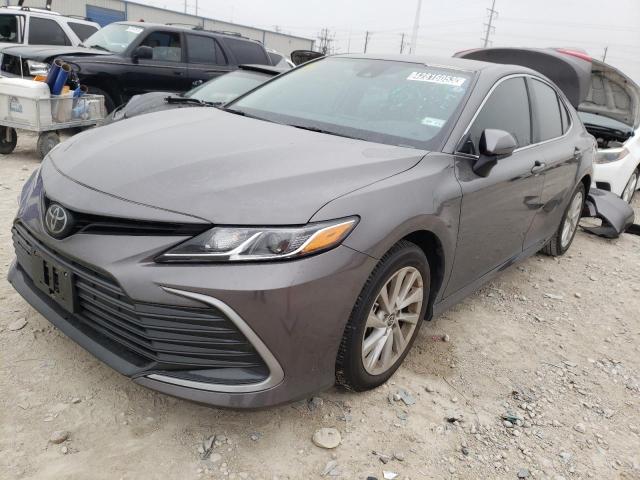 TOYOTA CAMRY LE 2022 4t1c11ak6nu687948