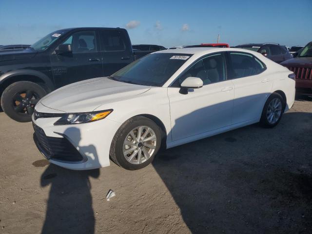 TOYOTA CAMRY LE 2023 4t1c11ak6pu801093