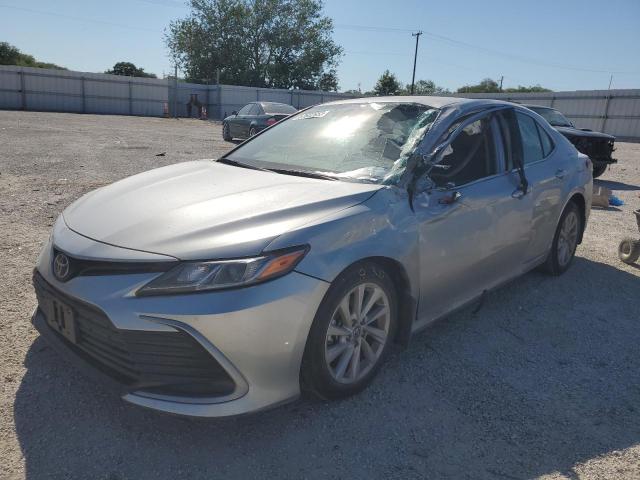 TOYOTA CAMRY LE 2021 4t1c11ak7mu587565