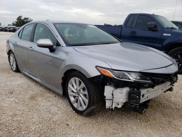 TOYOTA CAMRY LE 2022 4t1c11ak7nu652660