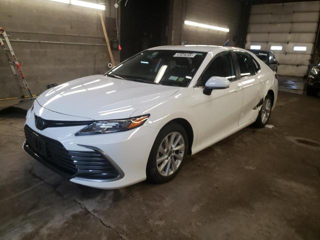 TOYOTA CAMRY LE 2022 4t1c11ak7nu689725