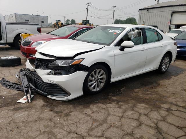 TOYOTA CAMRY LE 2022 4t1c11ak7nu695444