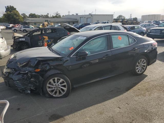 TOYOTA CAMRY LE 2021 4t1c11ak8mu524376