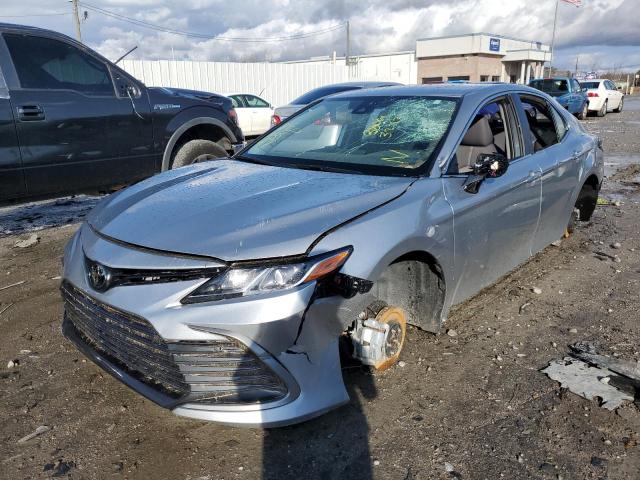 TOYOTA CAMRY LE 2022 4t1c11ak8nu711456