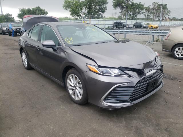 TOYOTA CAMRY LE 2021 4t1c11ak9mu563848