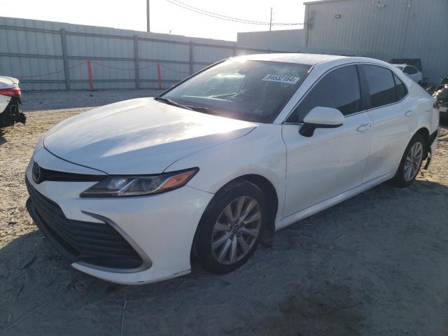 TOYOTA CAMRY LE 2021 4t1c11ak9mu572940