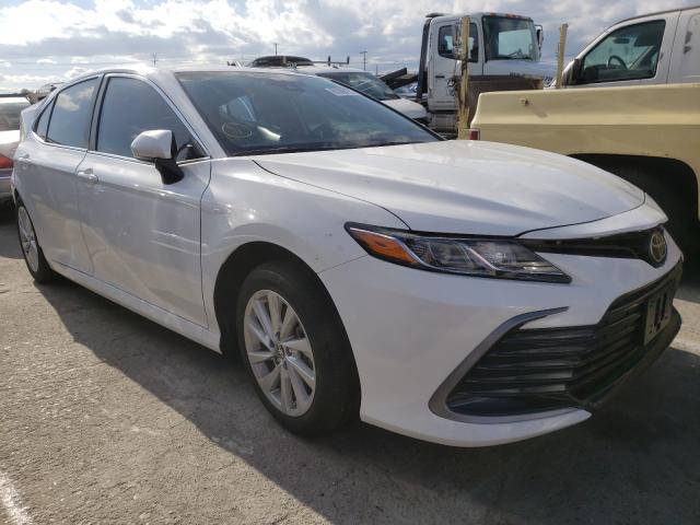 TOYOTA CAMRY LE 2021 4t1c11ak9mu603507