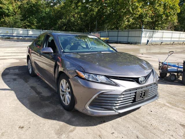 TOYOTA CAMRY LE 2022 4t1c11ak9nu644351