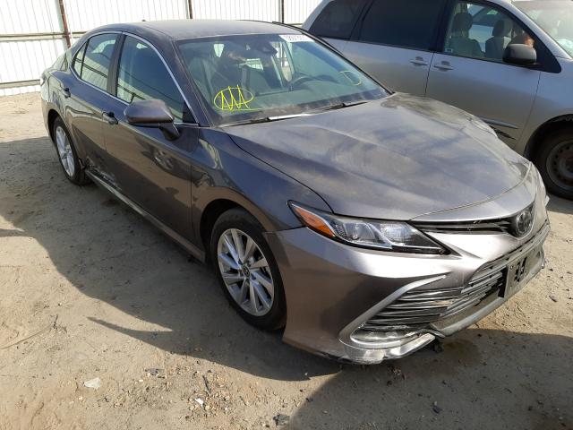 TOYOTA CAMRY LE 2021 4t1c11akxmu564376