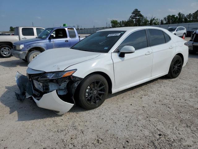 TOYOTA CAMRY LE 2022 4t1c11akxnu653964