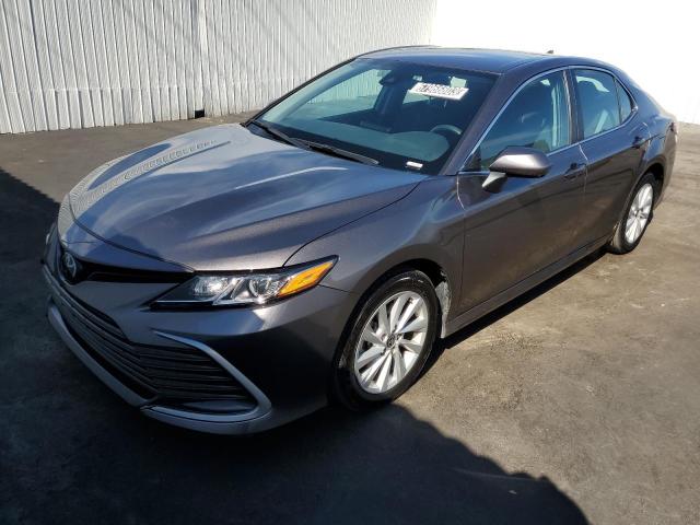 TOYOTA CAMRY LE 2022 4t1c11akxnu665788