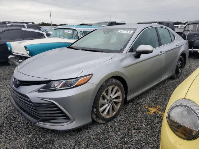 TOYOTA CAMRY LE 2022 4t1c11akxnu666505