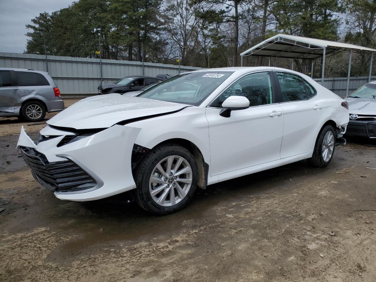 TOYOTA CAMRY 2024 4t1c11akxru230730