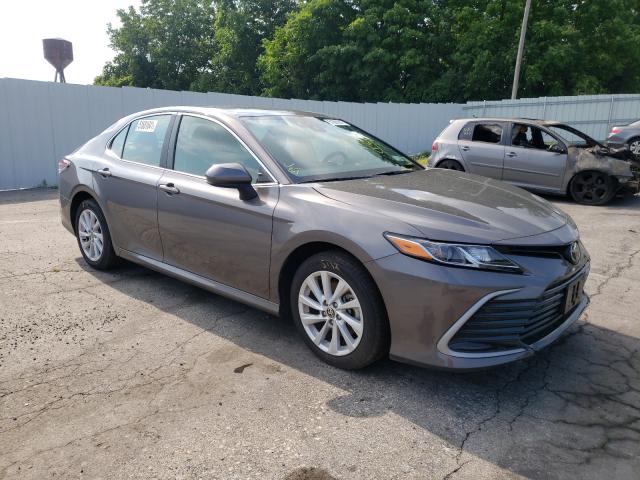 TOYOTA CAMRY LE 2021 4t1c11bk5mu025632