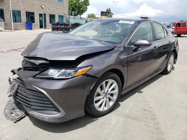 TOYOTA CAMRY LE 2022 4t1c11bk5nu059555