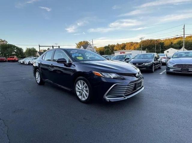 TOYOTA CAMRY LE 2022 4t1c11bk5nu060978