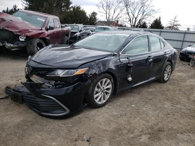 TOYOTA CAMRY LE 2022 4t1c11bk7nu070749