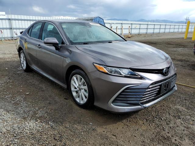 TOYOTA CAMRY LE 2021 4t1c11bk8mu040335