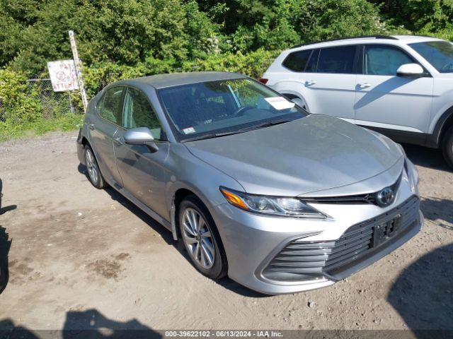 TOYOTA CAMRY 2022 4t1c11bk8nu064152