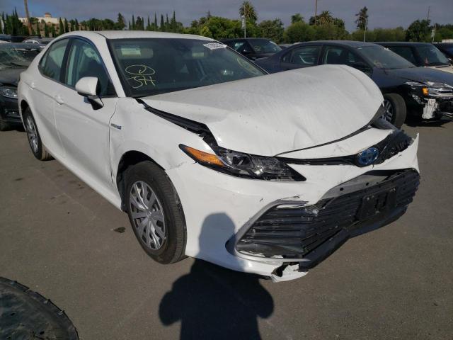 TOYOTA CAMRY LE 2021 4t1c31ak1mu550781