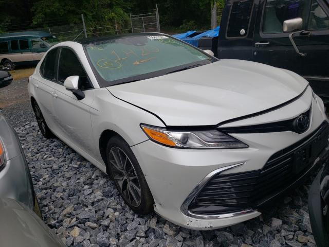 TOYOTA CAMRY XLE 2021 4t1f11bk3mu030647