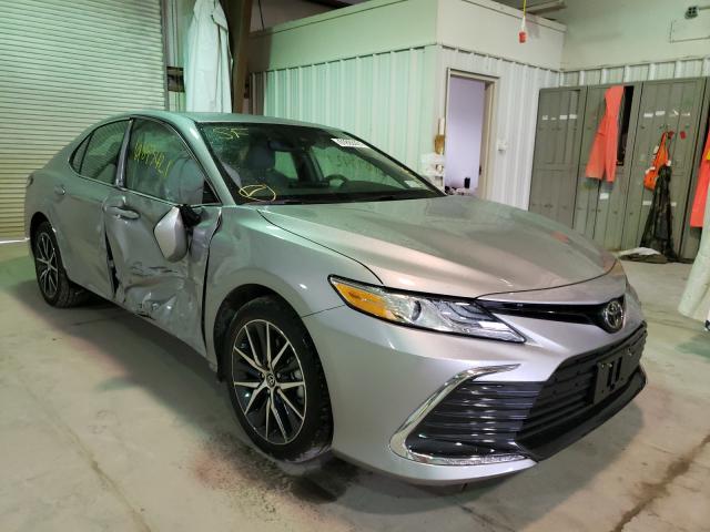 TOYOTA CAMRY XLE 2021 4t1f11bk6mu039262