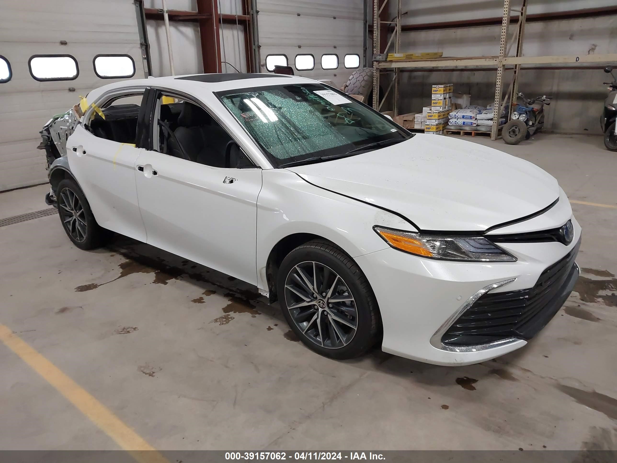 TOYOTA CAMRY 2024 4t1f31ak9ru624890