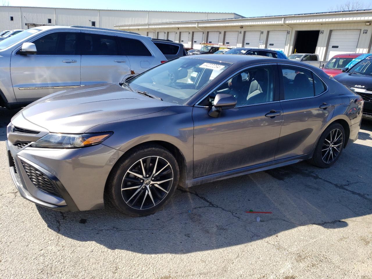 TOYOTA CAMRY 2021 4t1g11ak0mu429134