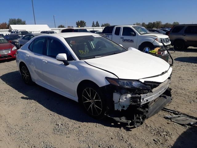 TOYOTA CAMRY SE 2021 4t1g11ak0mu472663