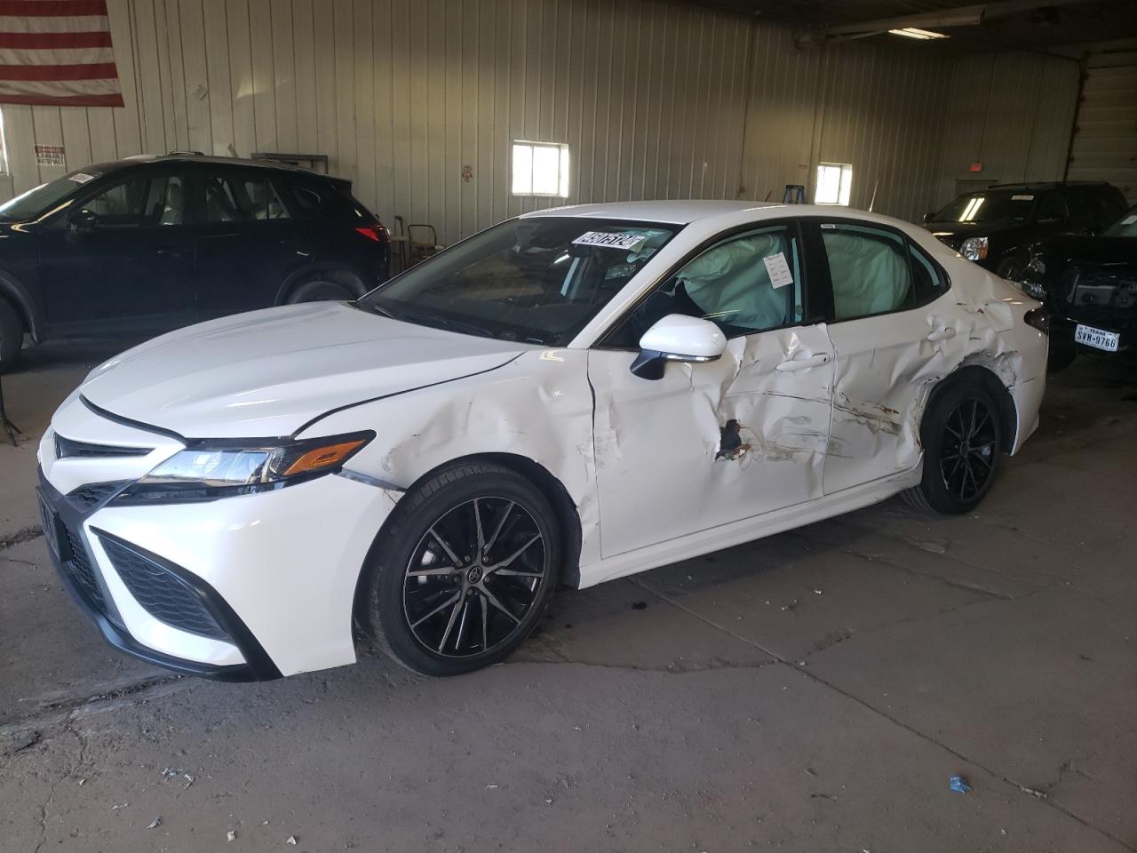 TOYOTA CAMRY 2023 4t1g11ak0pu771669