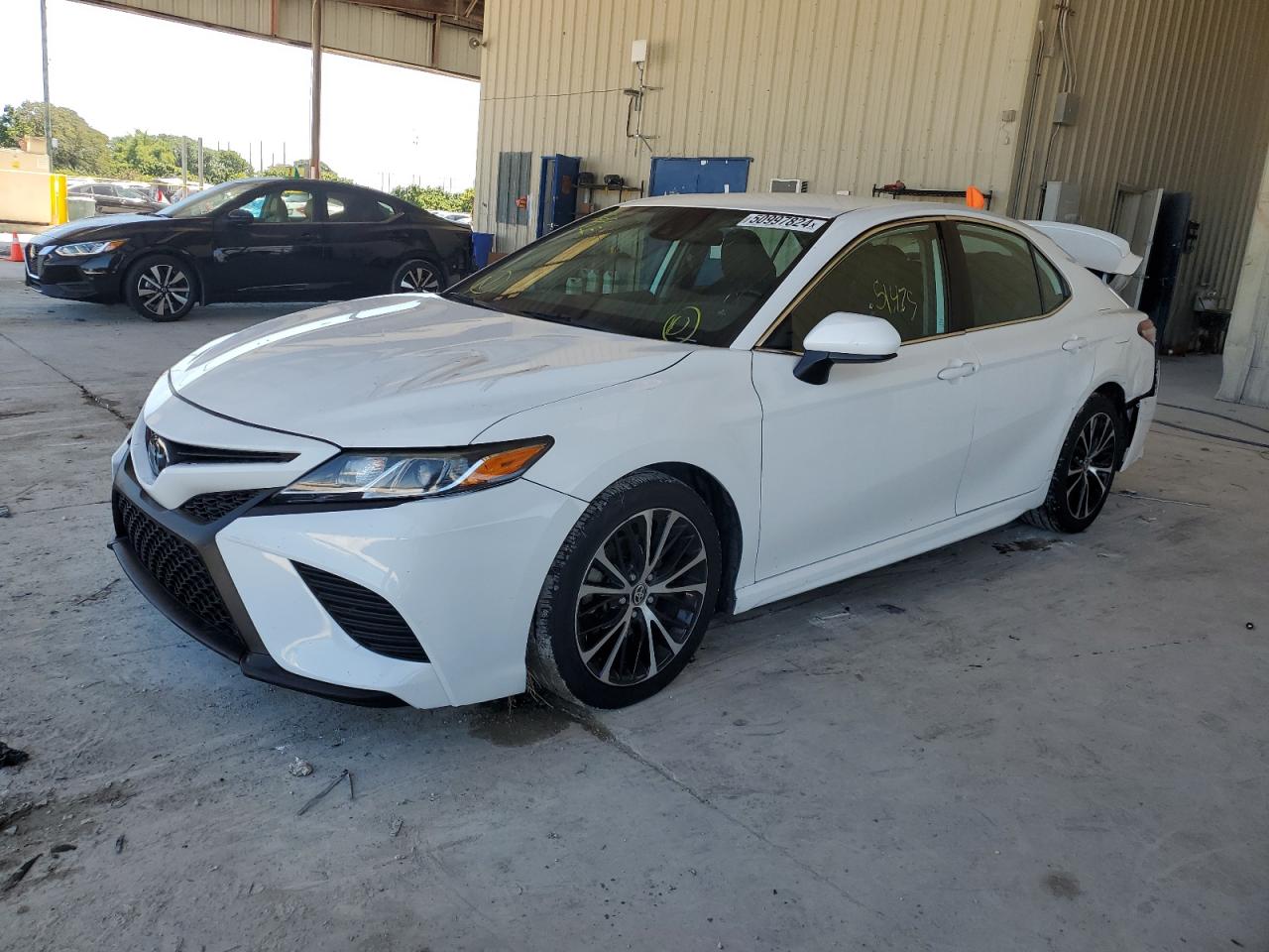 TOYOTA CAMRY 2020 4t1g11ak1lu377012