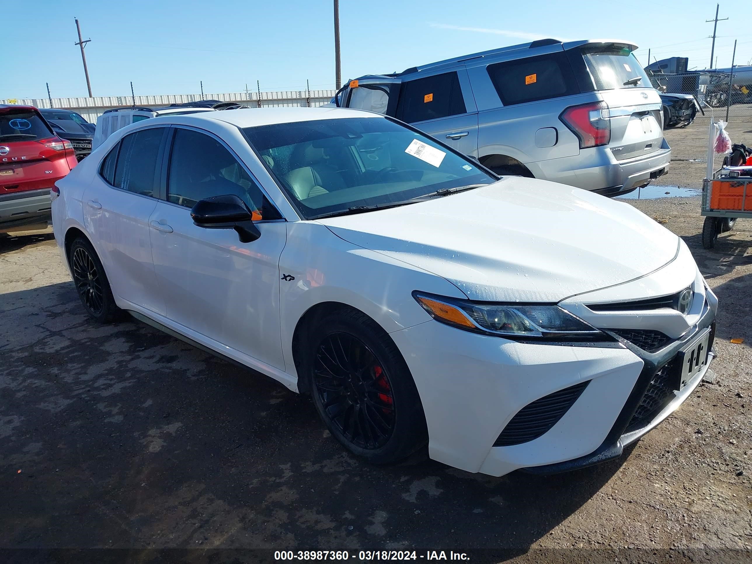 TOYOTA CAMRY 2020 4t1g11ak1lu384770