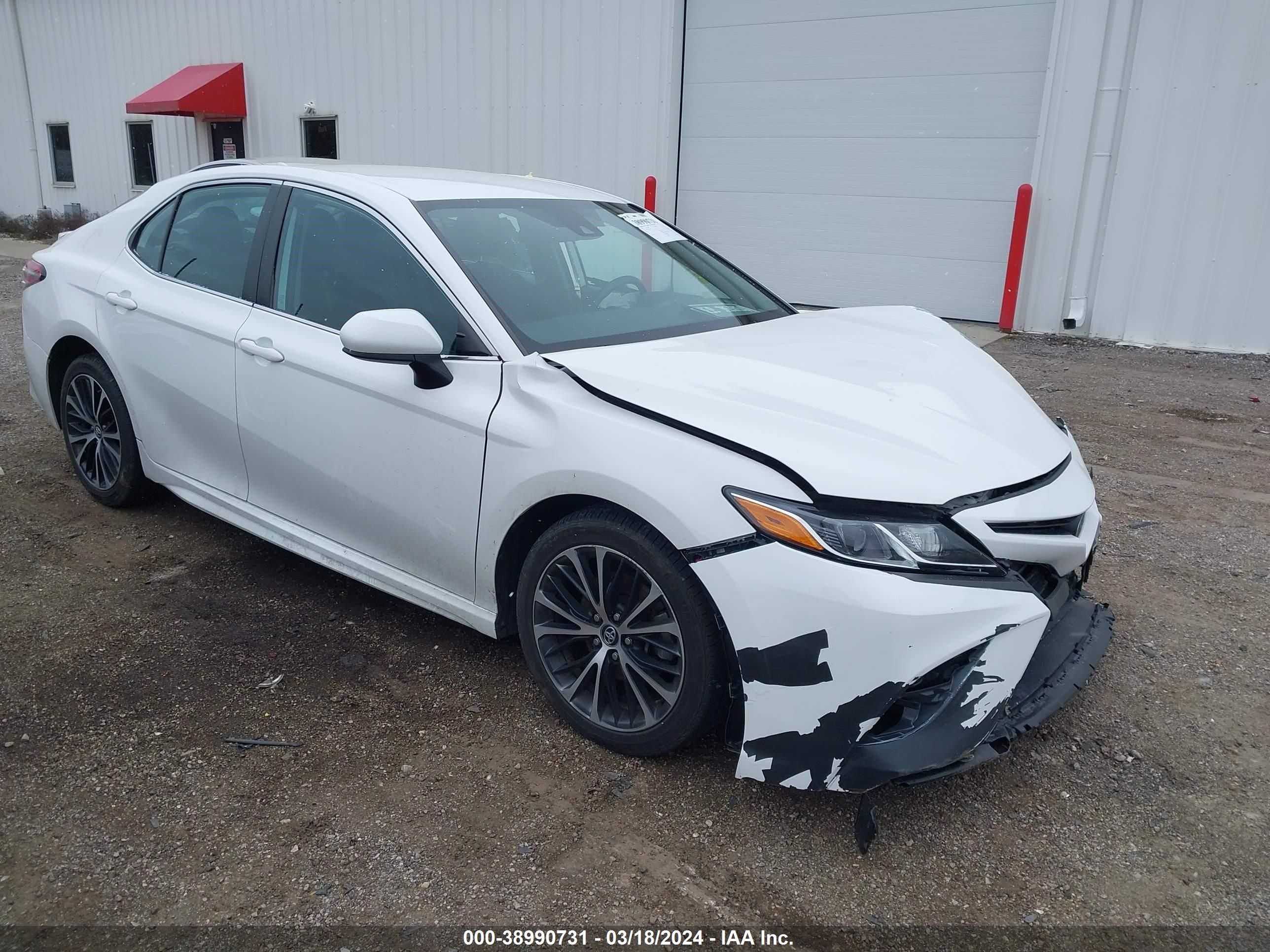 TOYOTA CAMRY 2020 4t1g11ak1lu859771