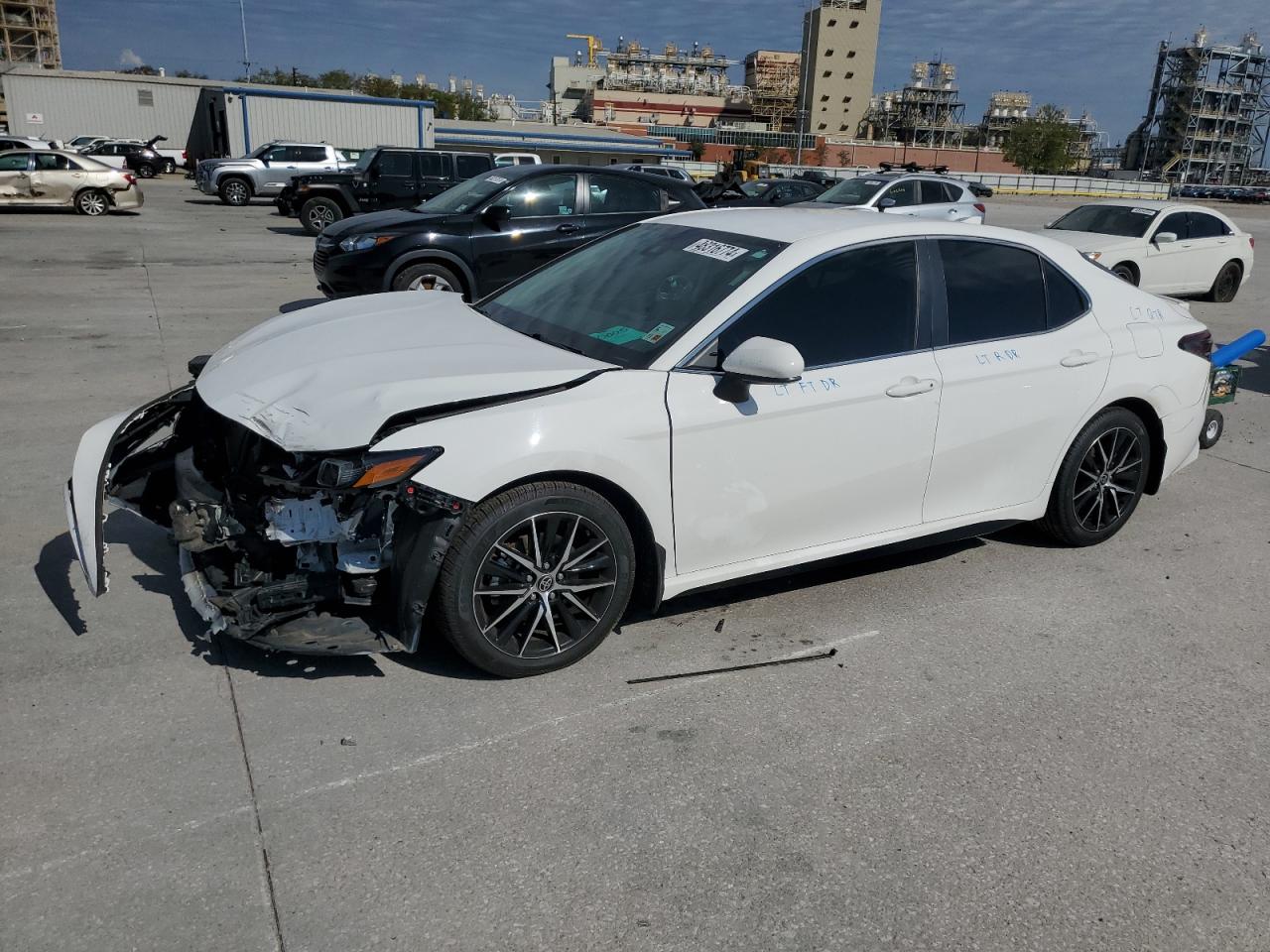 TOYOTA CAMRY 2021 4t1g11ak1mu493974