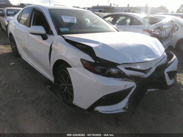 TOYOTA CAMRY 2021 4t1g11ak1mu613661