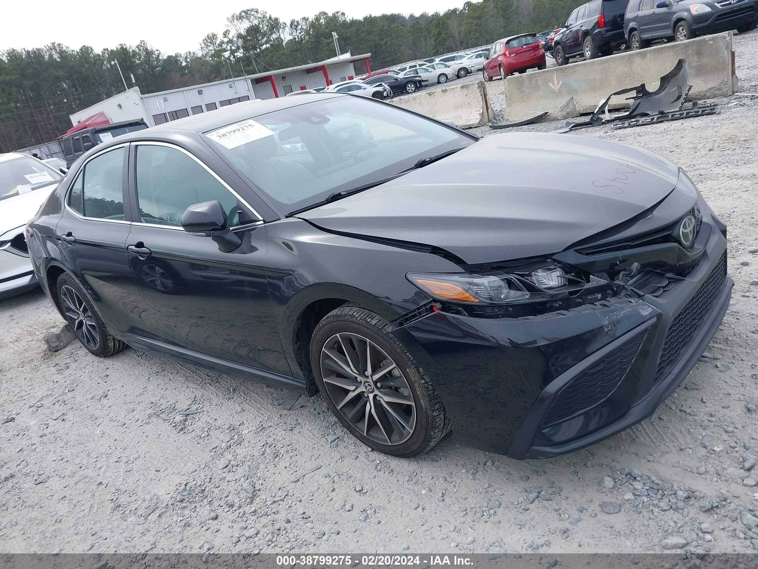 TOYOTA CAMRY 2022 4t1g11ak1nu659590