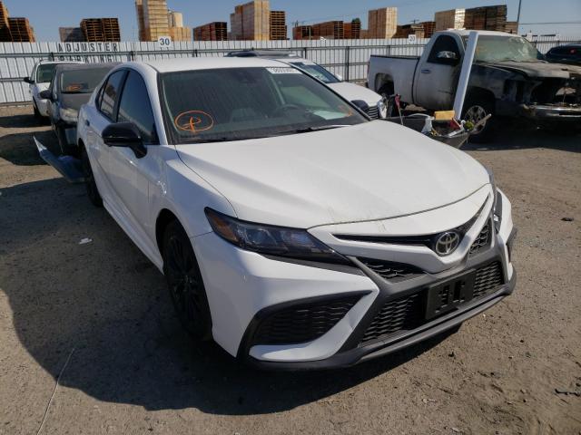 TOYOTA CAMRY SE 2021 4t1g11ak2mu411668