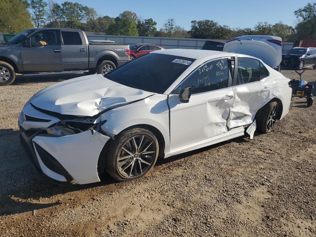 TOYOTA CAMRY 2022 4t1g11ak2nu625321