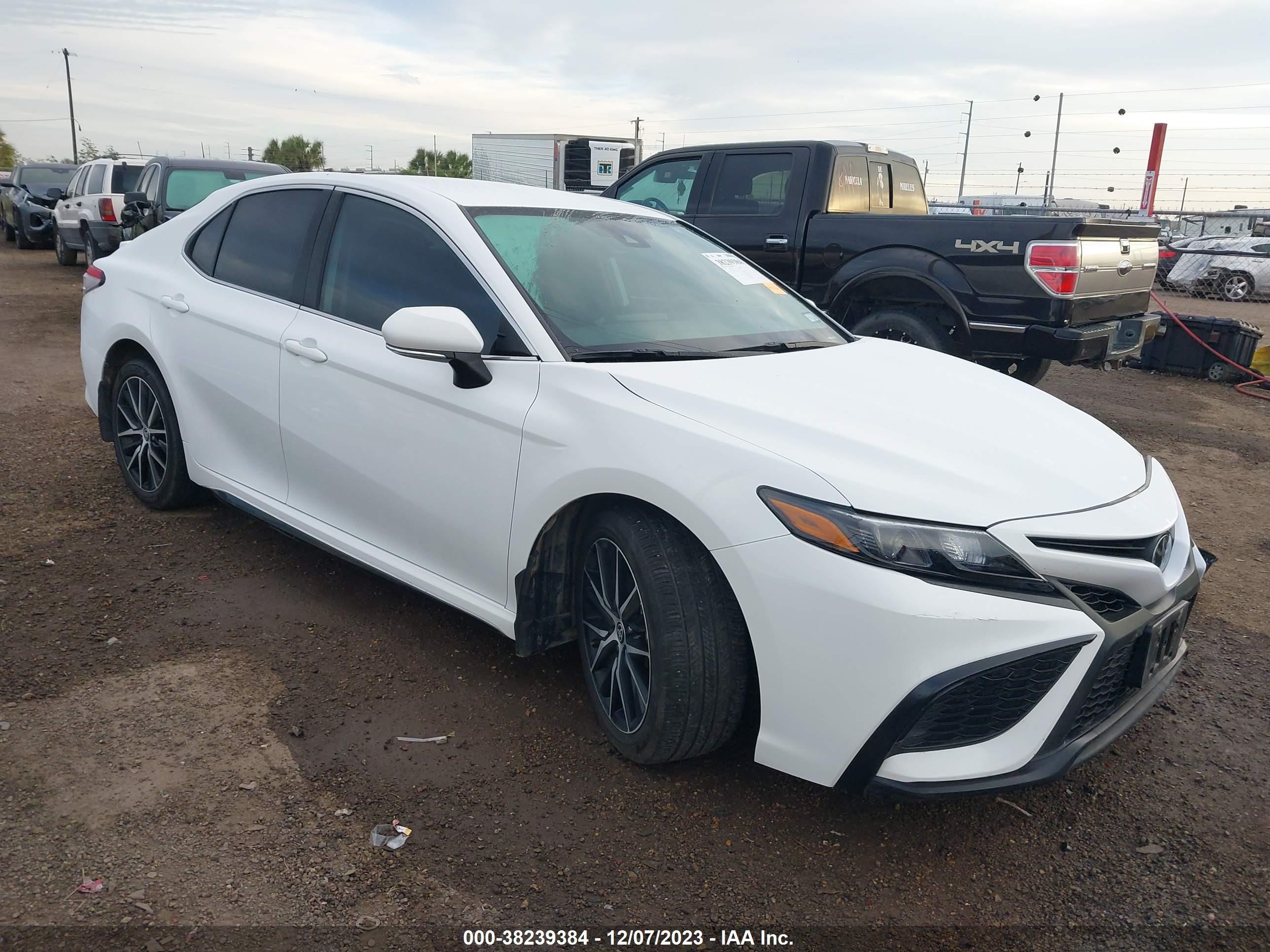 TOYOTA CAMRY 2023 4t1g11ak2pu750970