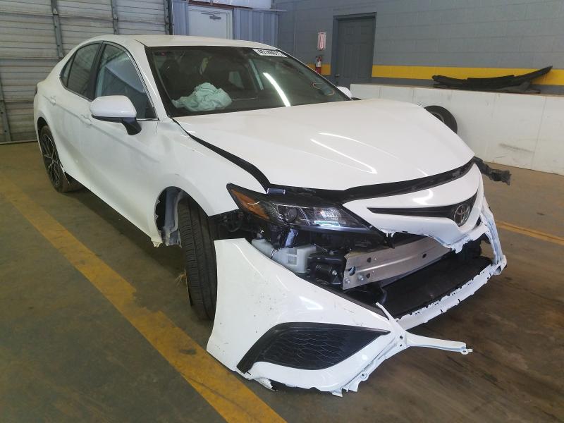 TOYOTA CAMRY SE 2021 4t1g11ak3mu551597