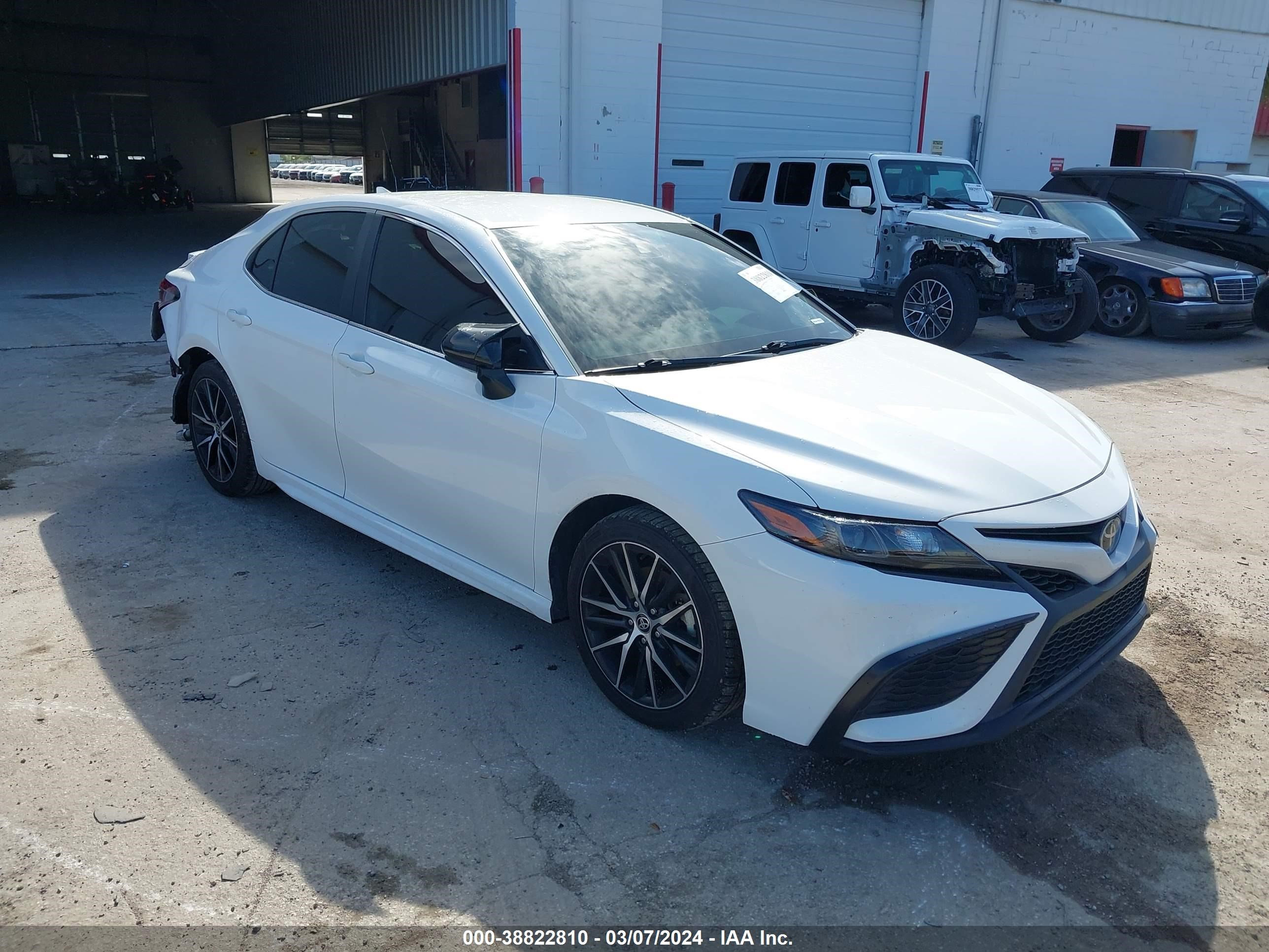 TOYOTA CAMRY 2021 4t1g11ak3mu592568