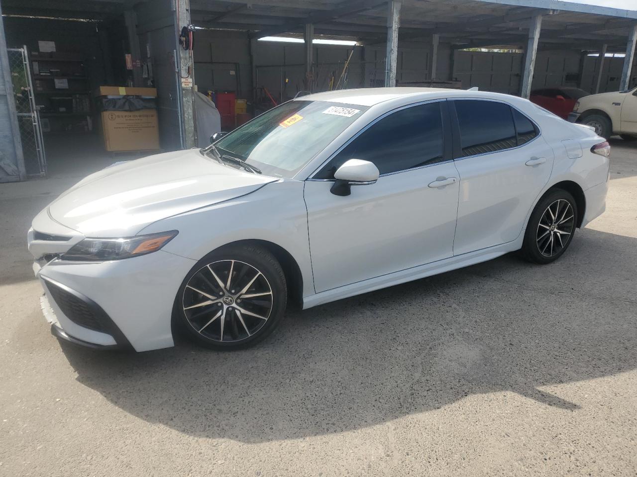 TOYOTA CAMRY 2023 4t1g11ak3pu143623