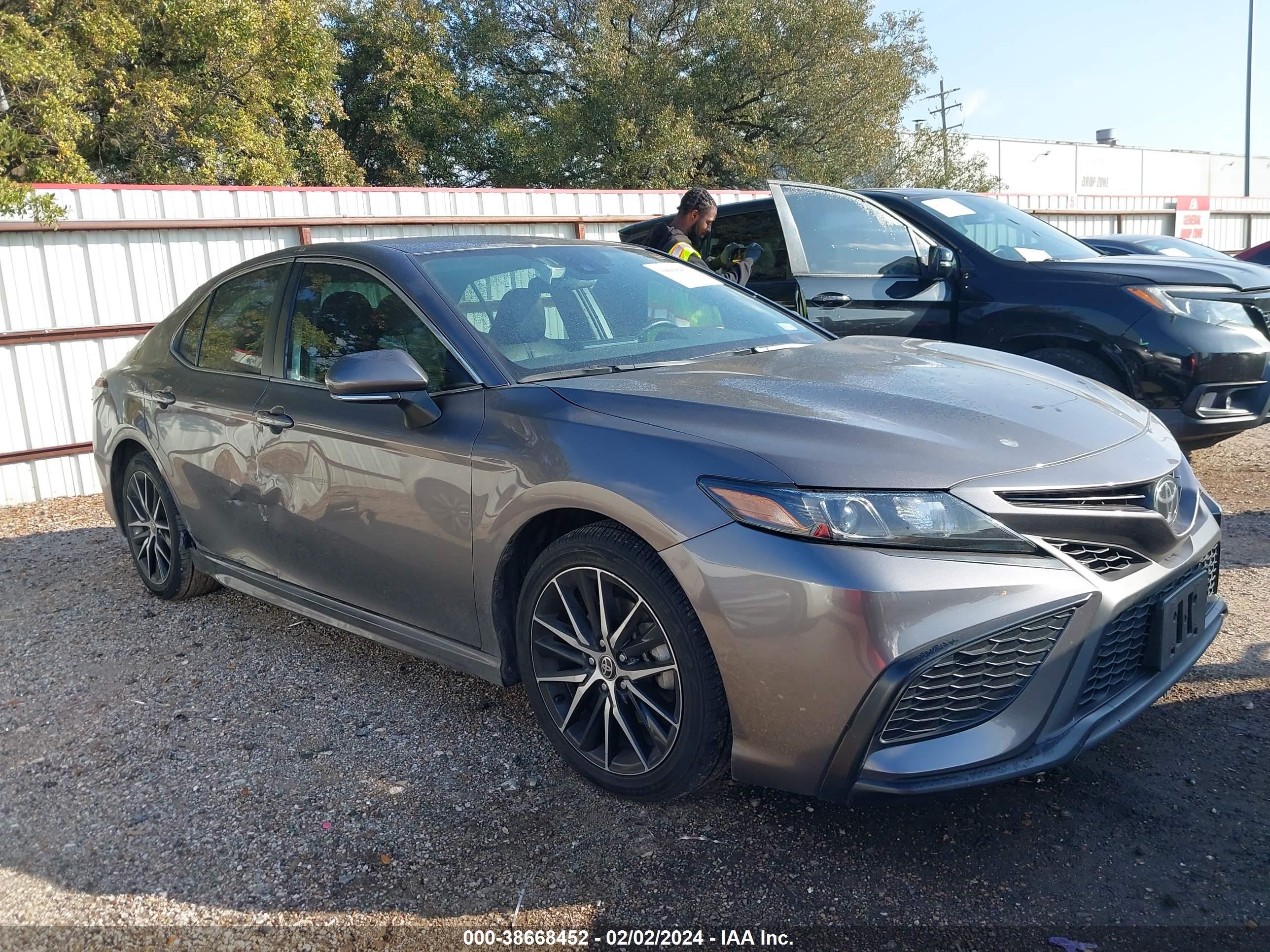 TOYOTA CAMRY 2022 4t1g11ak4nu622033