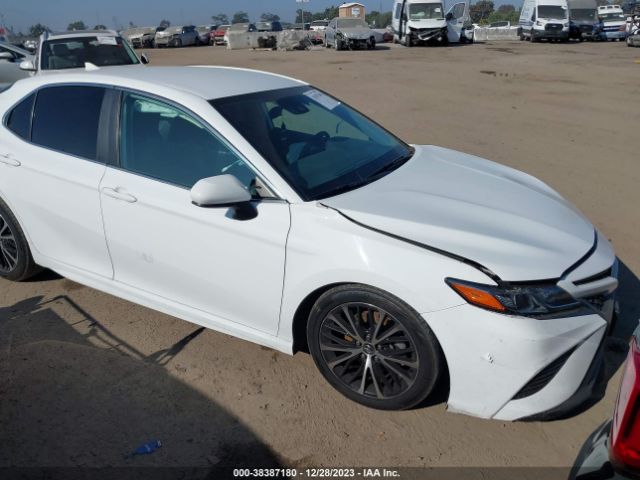 TOYOTA CAMRY 2020 4t1g11ak6lu330915