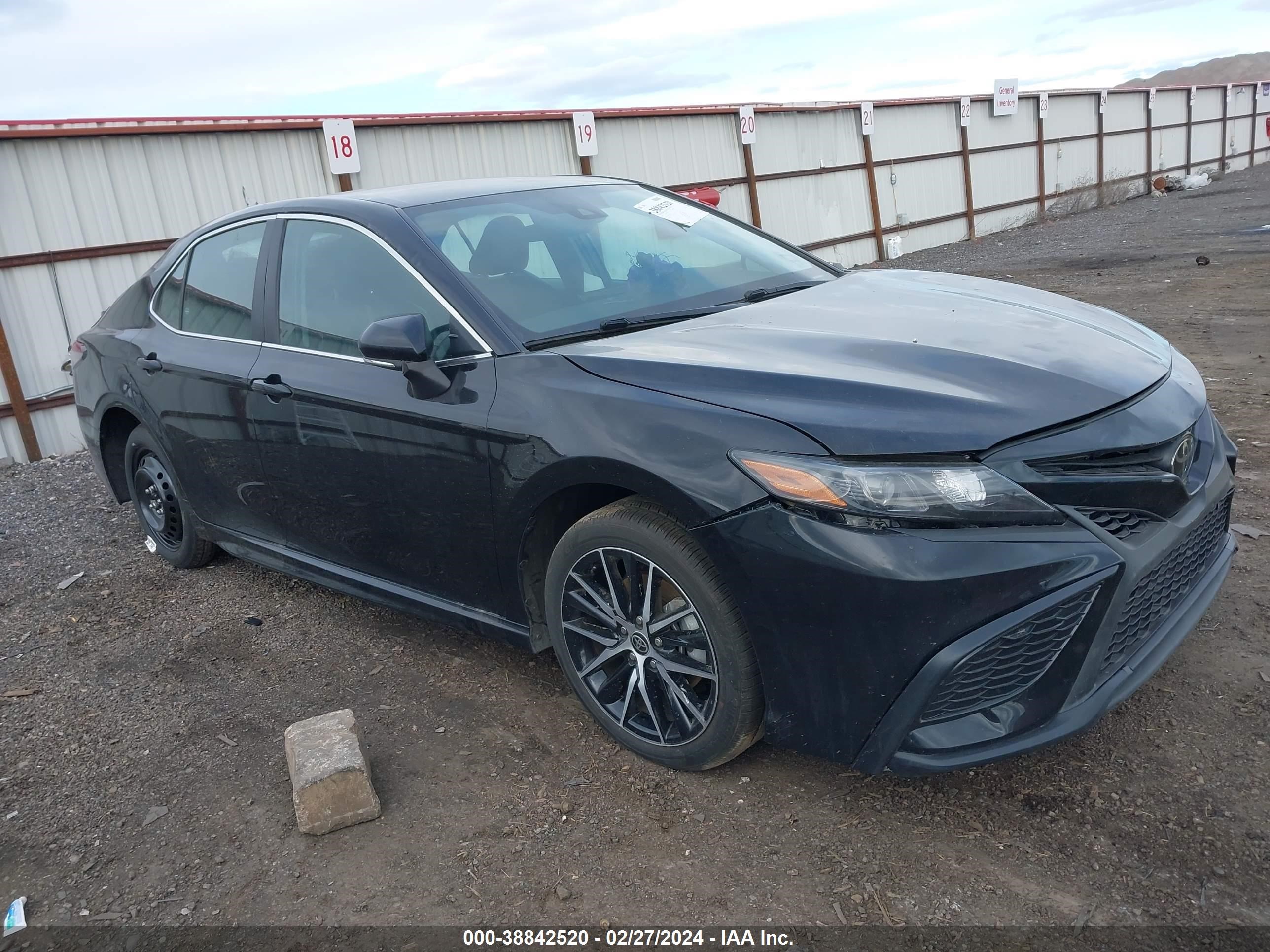 TOYOTA CAMRY 2022 4t1g11ak6nu697459