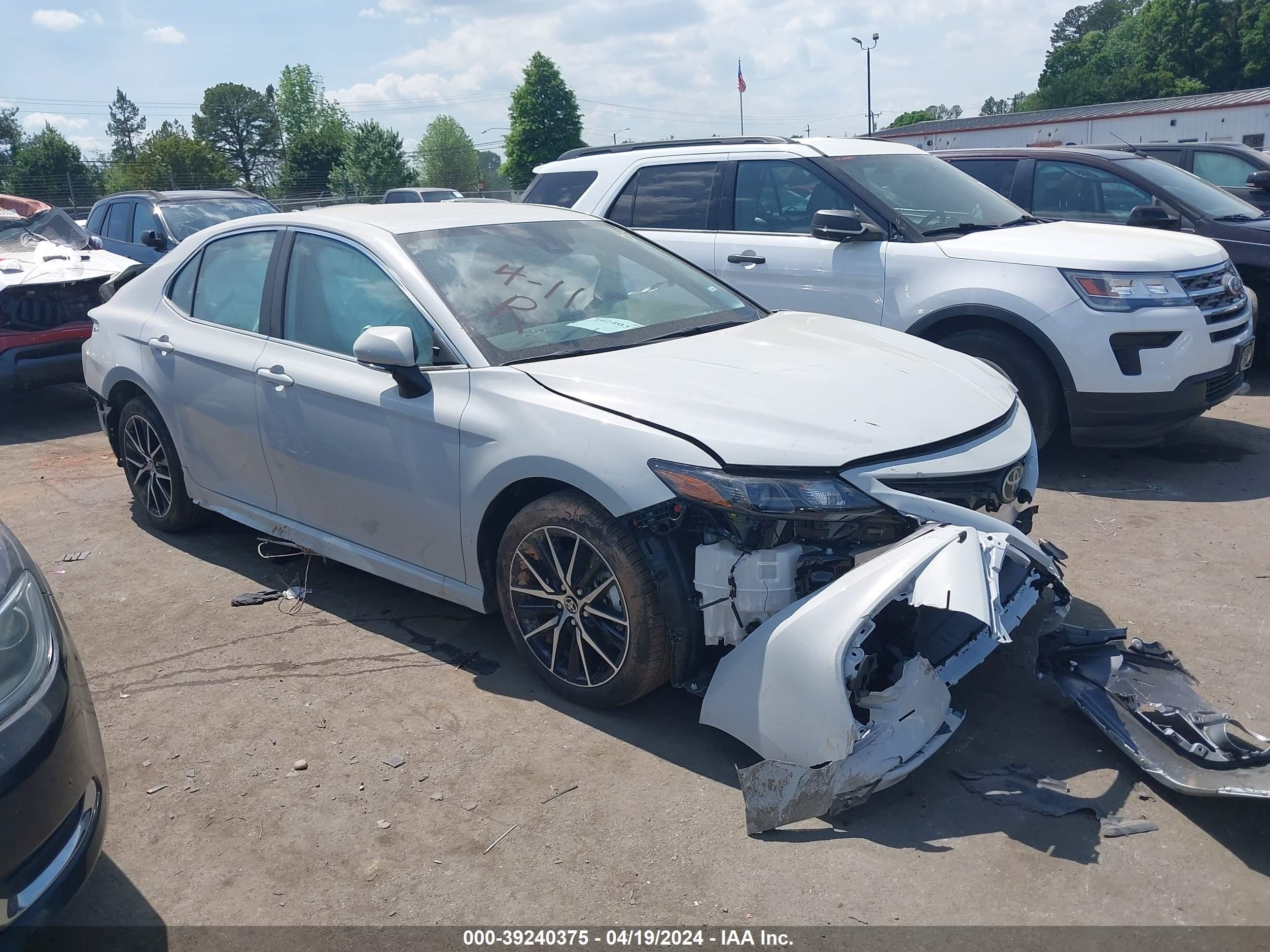 TOYOTA CAMRY 2024 4t1g11ak6ru245517