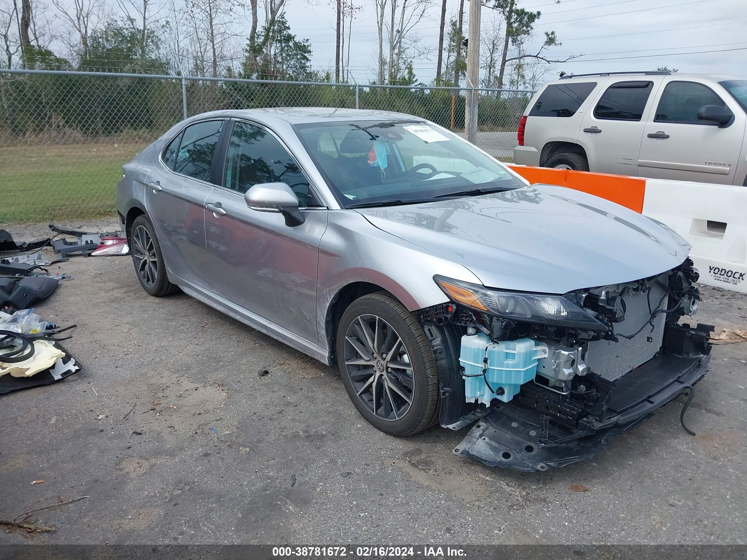 TOYOTA CAMRY 2024 4t1g11ak6ru878583