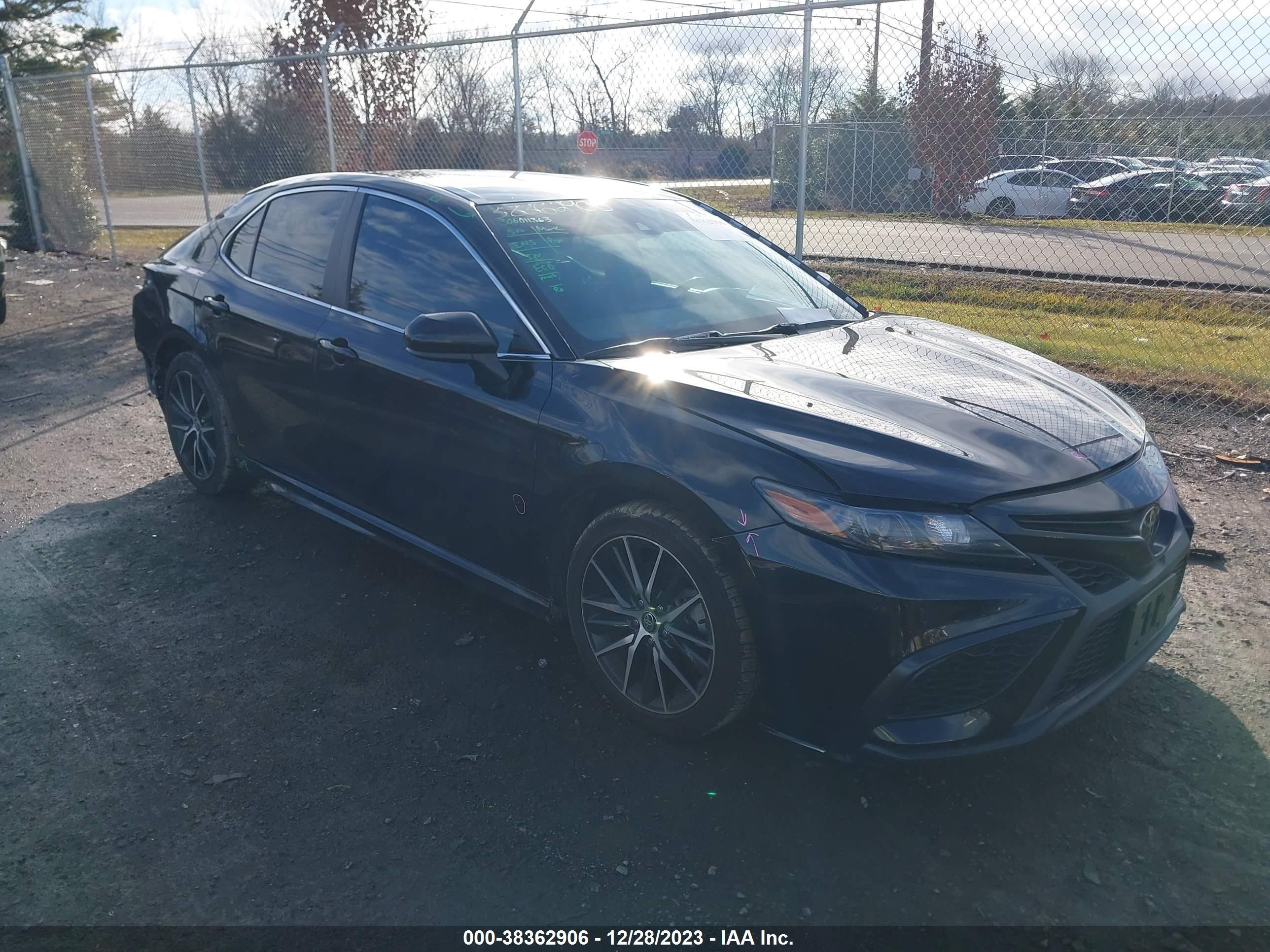 TOYOTA CAMRY 2021 4t1g11ak7mu458940